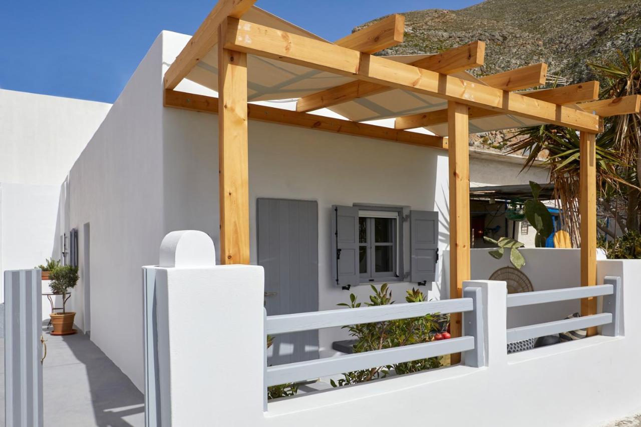 Lamina Guest House Perissa Esterno foto